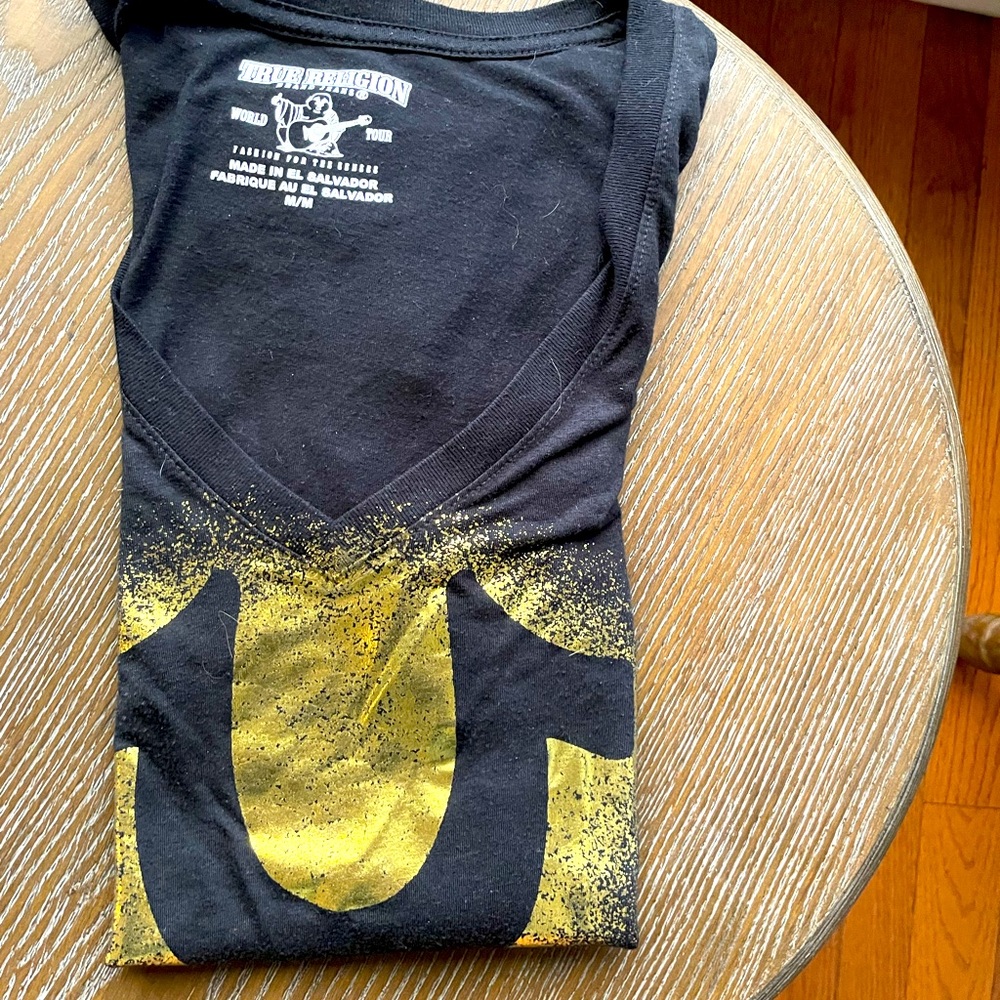 True Religion women’s tee